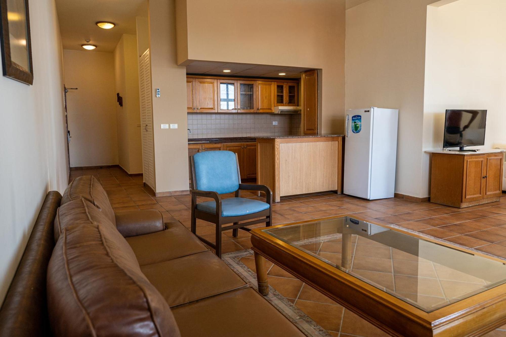 Jiyeh Marina Resort Hotel & Chalets Jieh Ngoại thất bức ảnh