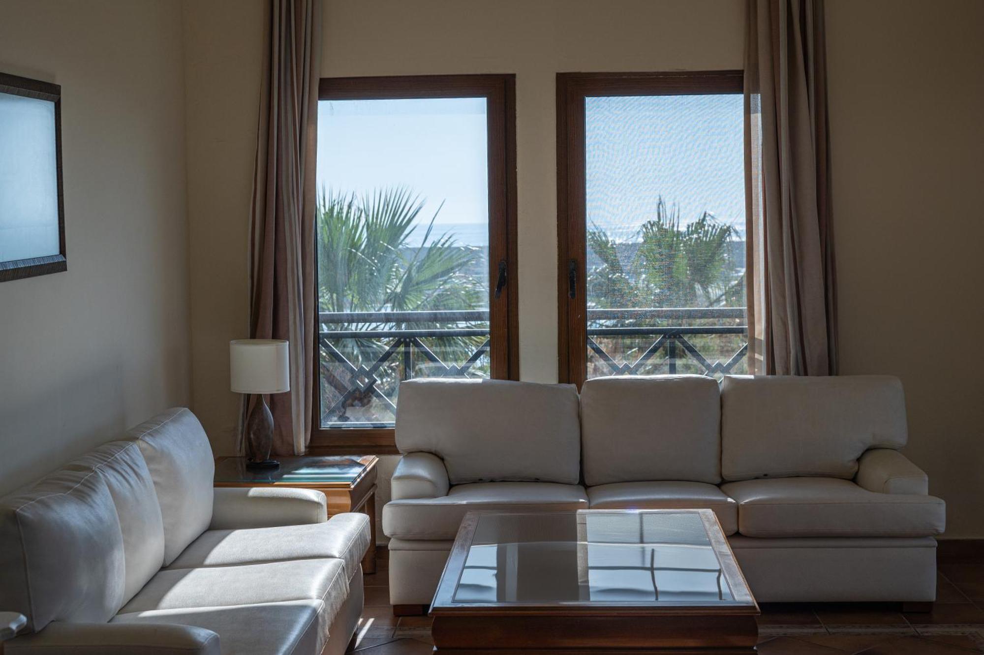 Jiyeh Marina Resort Hotel & Chalets Jieh Ngoại thất bức ảnh