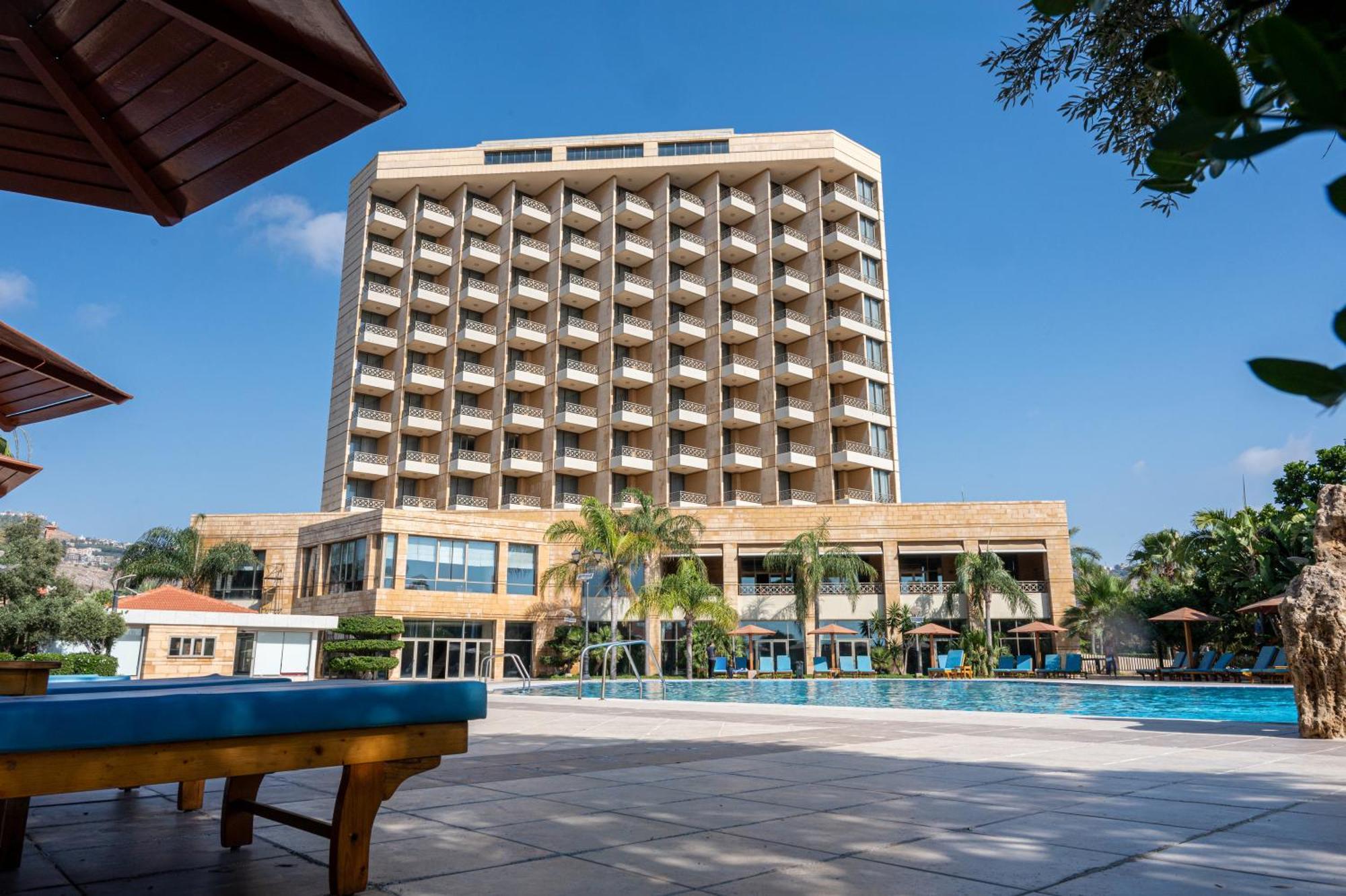 Jiyeh Marina Resort Hotel & Chalets Jieh Ngoại thất bức ảnh