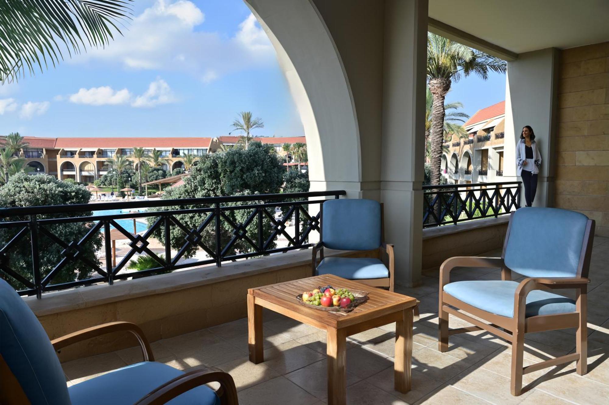 Jiyeh Marina Resort Hotel & Chalets Jieh Ngoại thất bức ảnh
