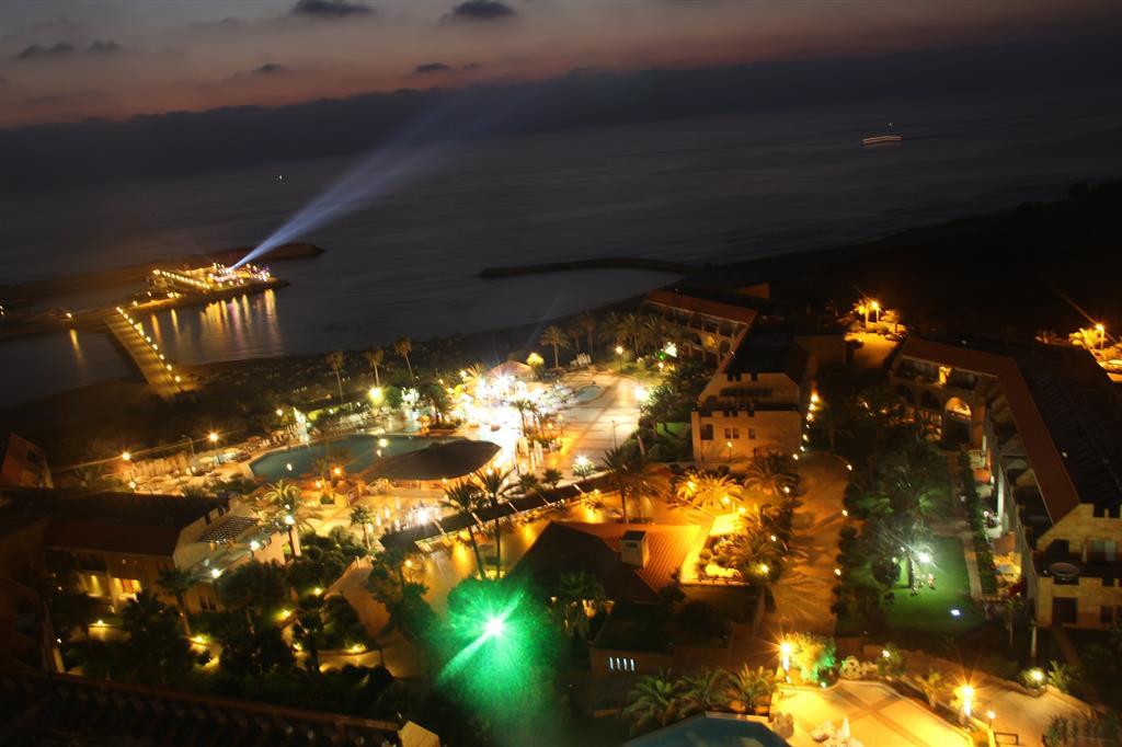 Jiyeh Marina Resort Hotel & Chalets Jieh Ngoại thất bức ảnh