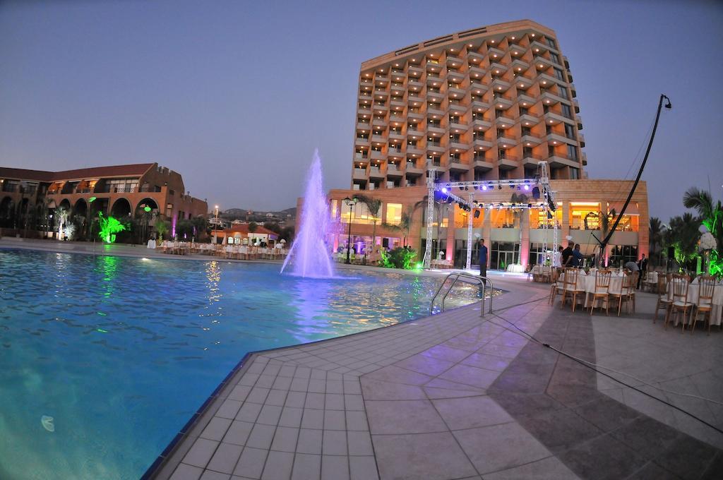 Jiyeh Marina Resort Hotel & Chalets Jieh Ngoại thất bức ảnh